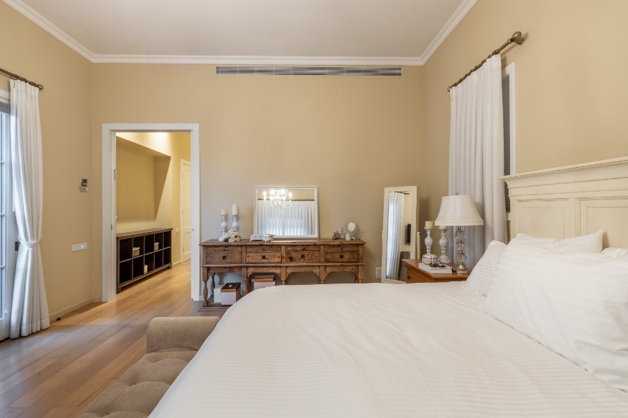 למכירה ברעננה